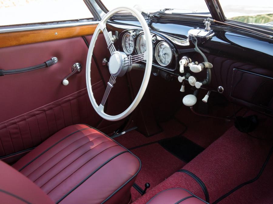 Интерьер BMW 327 Convertible 1937 года  (фото 26 из 31)